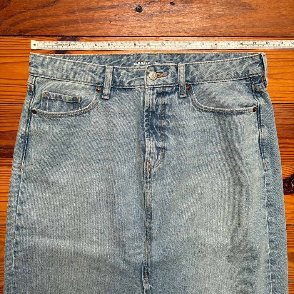 Old Navy High-Rise Denim Skirt, EUC, 14 - Picture 3 of 9